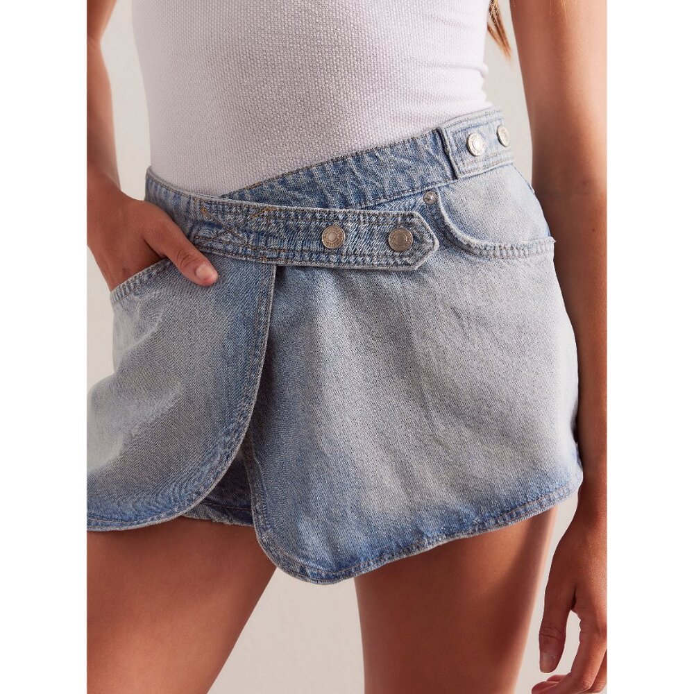 NWT FREE PEOPLE We The Free Maxine Denim Skort / Powder Blue